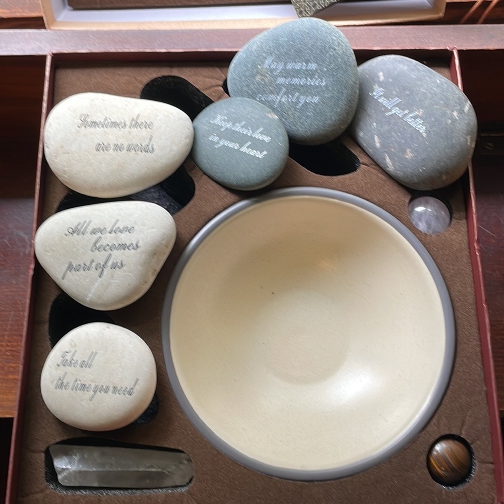 The gift tree healing ❤️‍🩹 box